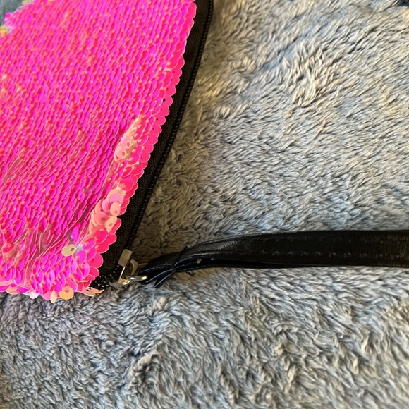 STYLELAB💫Magic Sequin Bags Bundle - Picture 8 of 13